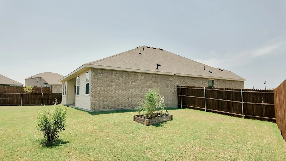 319 Sedalia Trail Justin, TX 76247