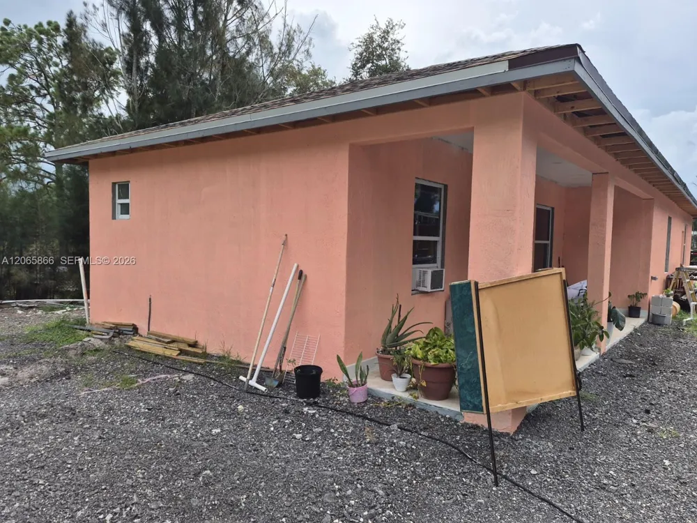 160 Granja St Clewiston, FL 33440