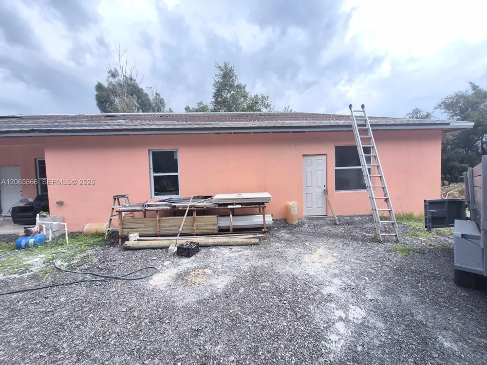 160 Granja St Clewiston, FL 33440