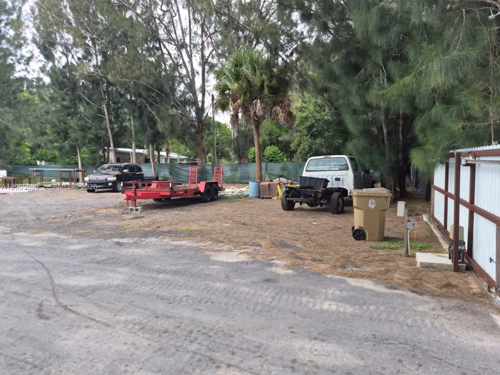 160 Granja St Clewiston, FL 33440