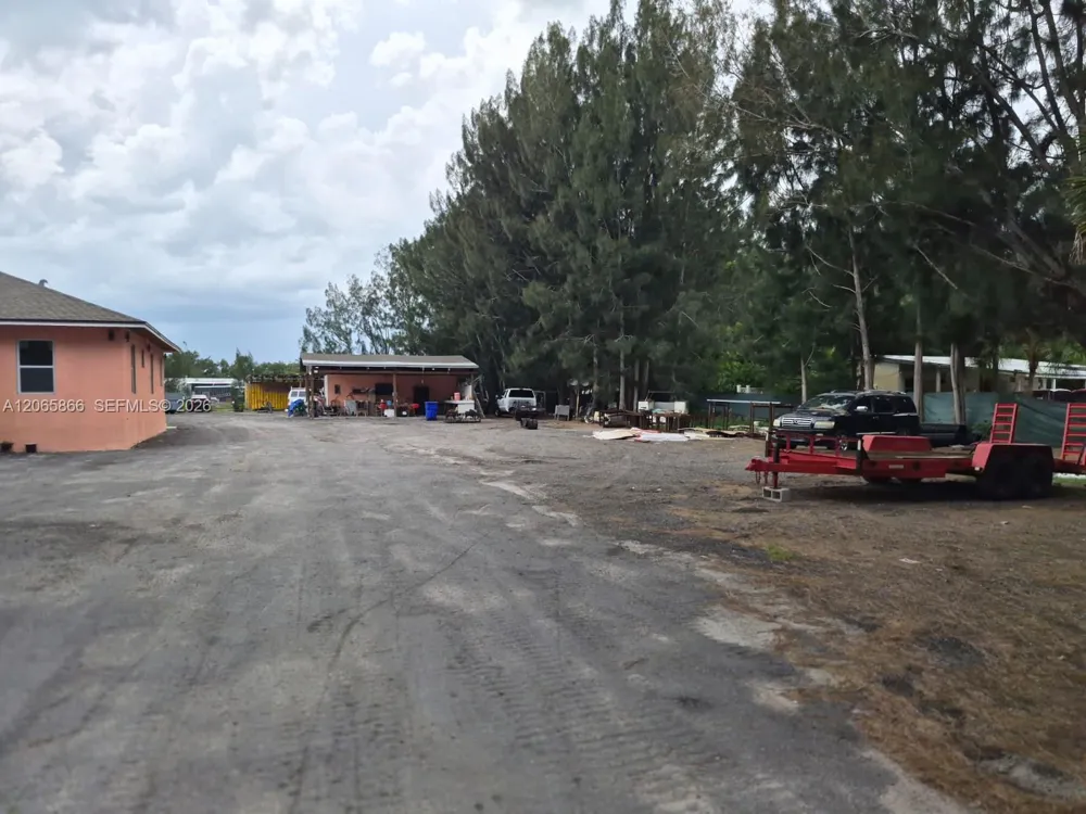 160 Granja St Clewiston, FL 33440