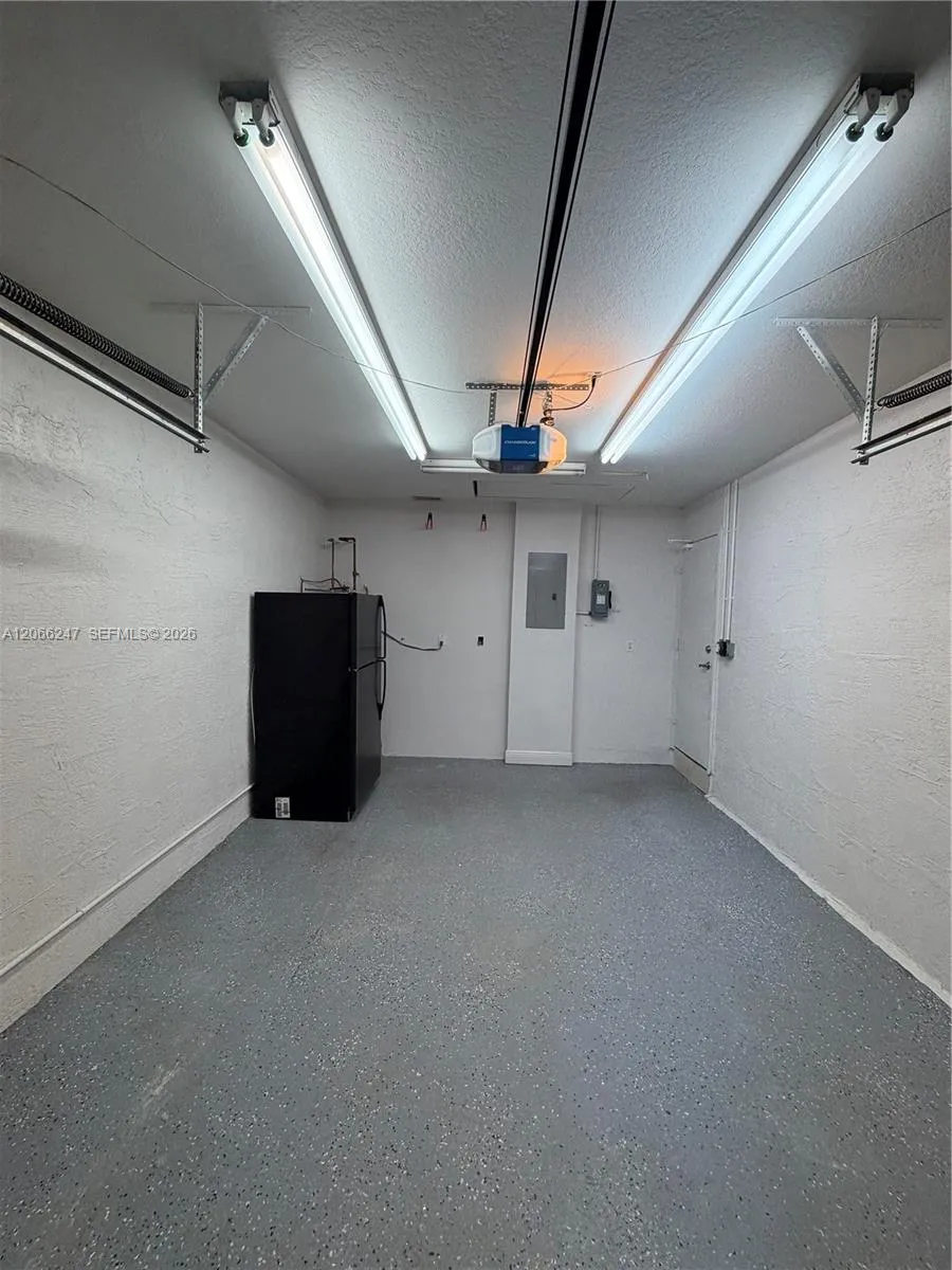 14525 NW 88 ave #14525 Miami Lakes, FL 33018
