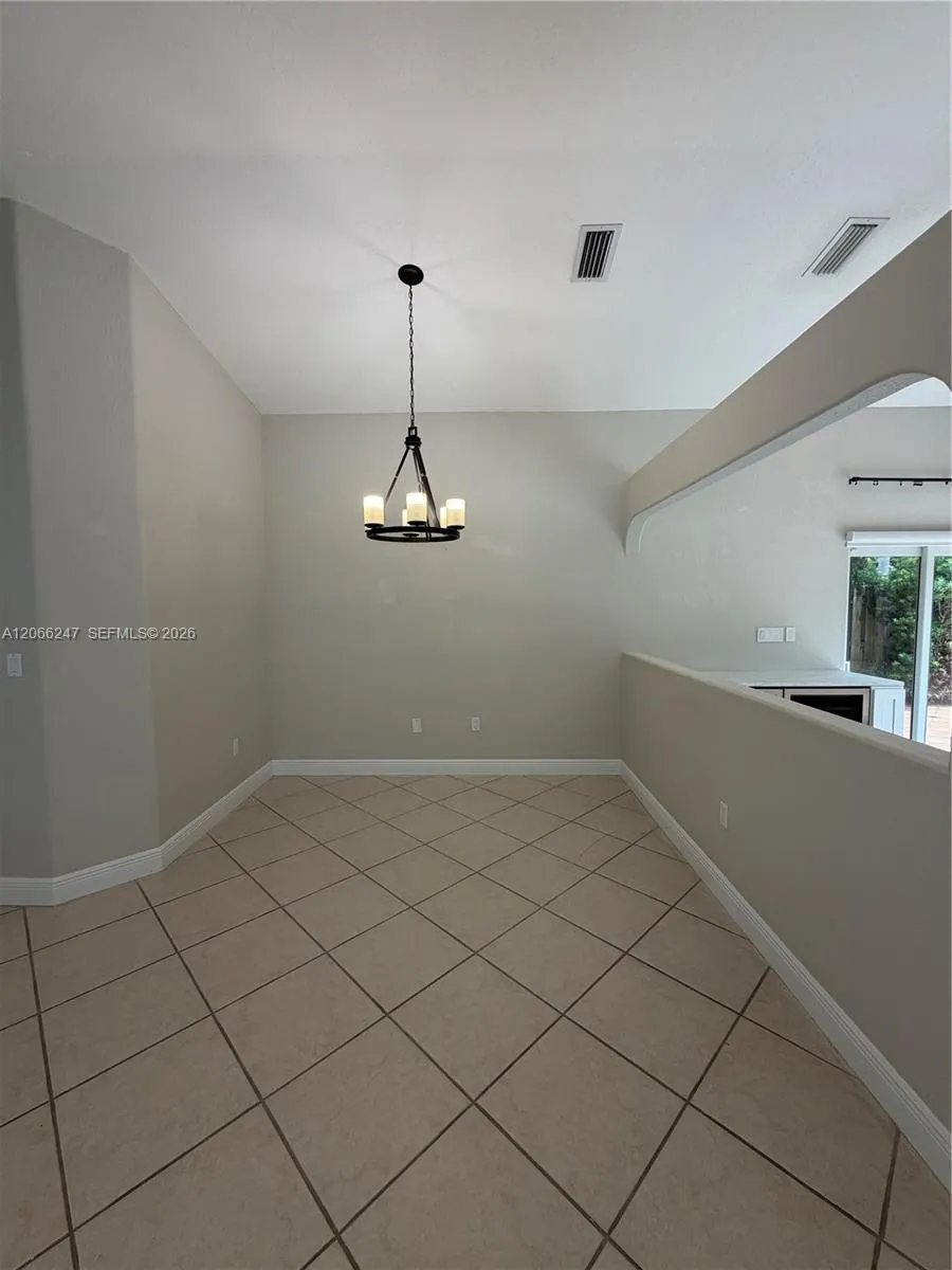 14525 NW 88 ave #14525 Miami Lakes, FL 33018
