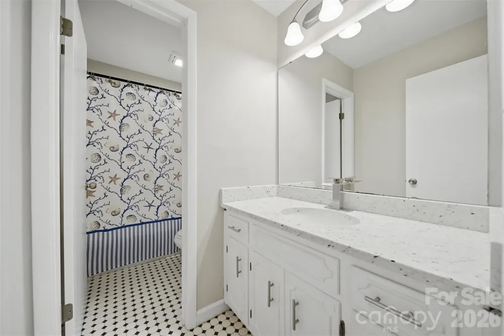 4340 Center Street #203 Hickory, NC 28601