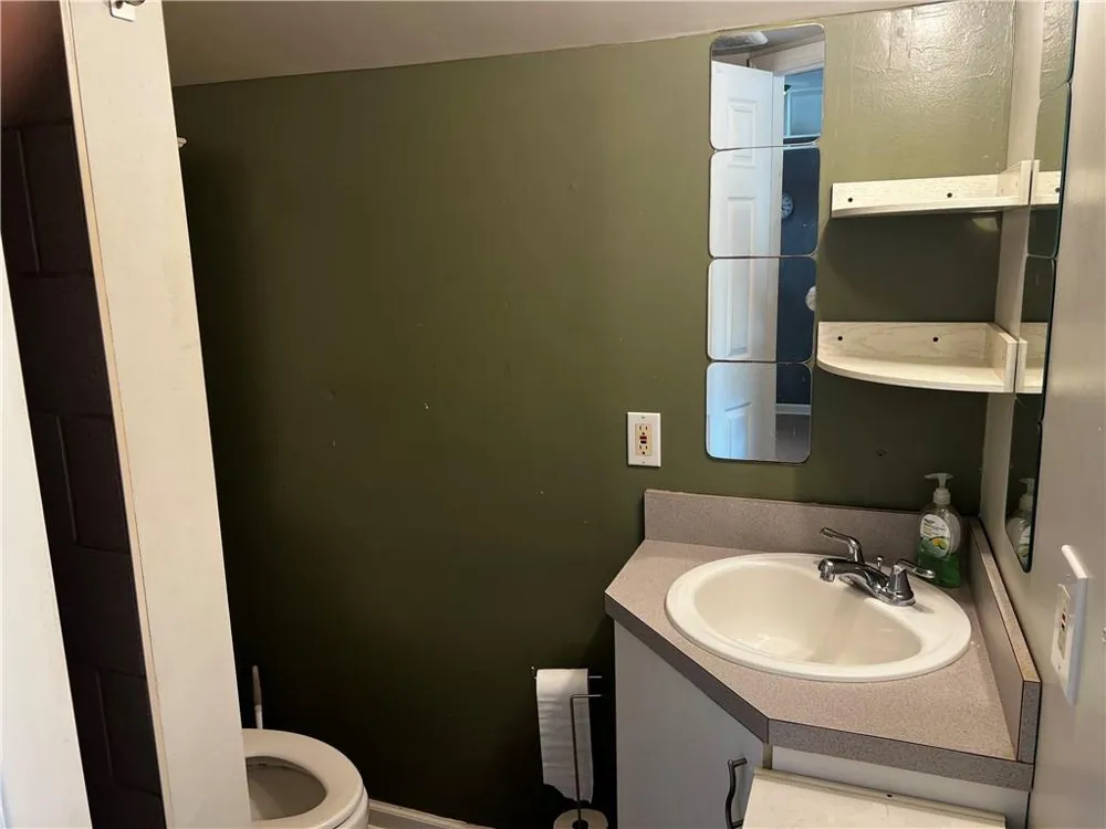 208 Kentucky Drive NE Calhoun, GA 30701