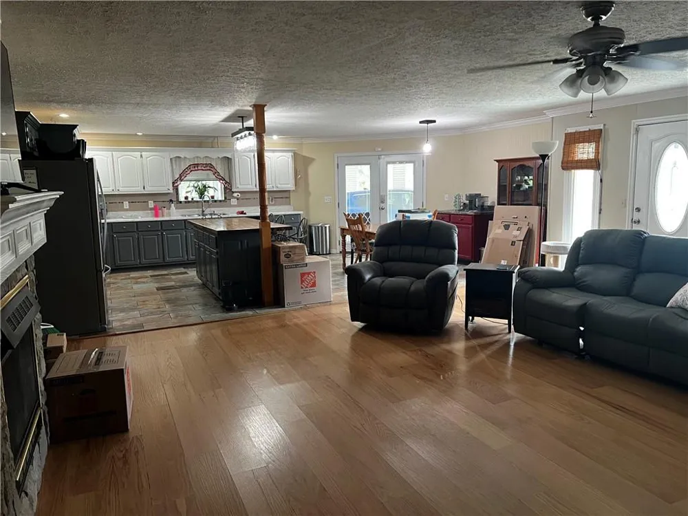 208 Kentucky Drive NE Calhoun, GA 30701