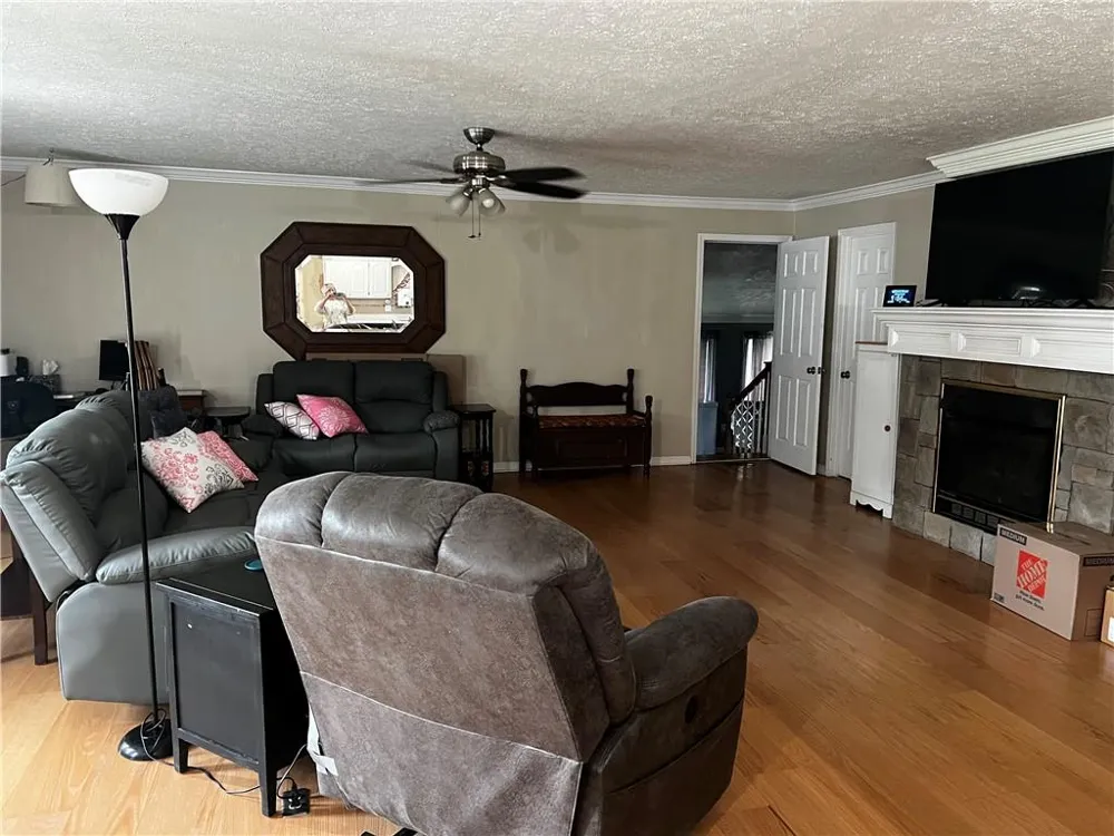 208 Kentucky Drive NE Calhoun, GA 30701