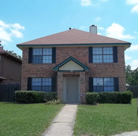 936 Ember Lane
