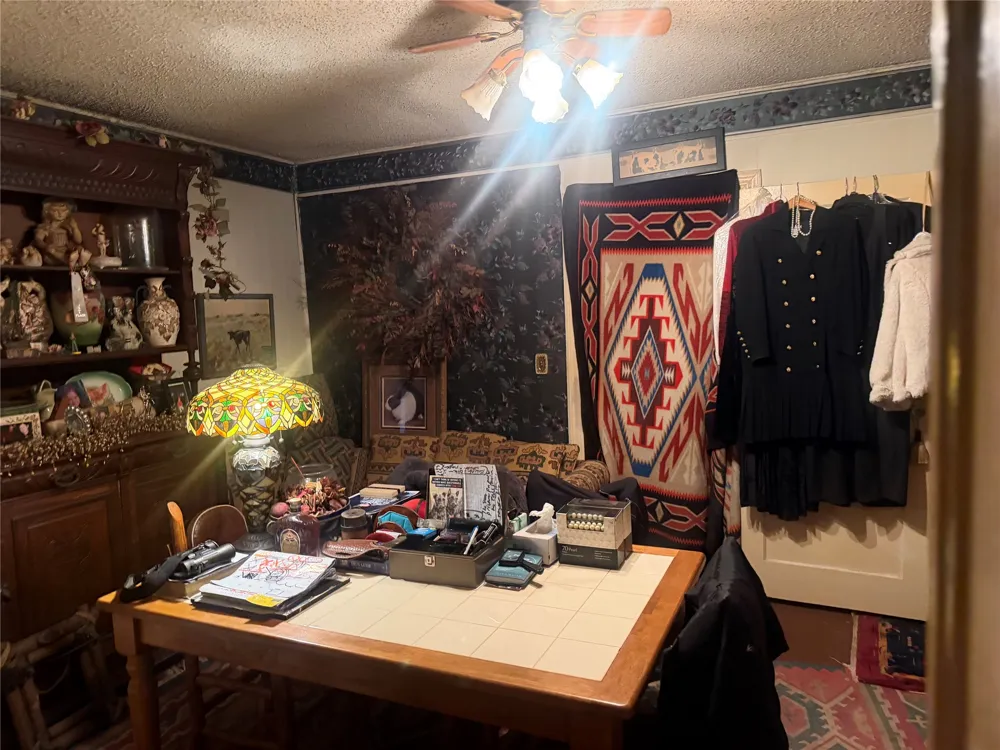 608 E Wichita Street Henrietta, TX 76365