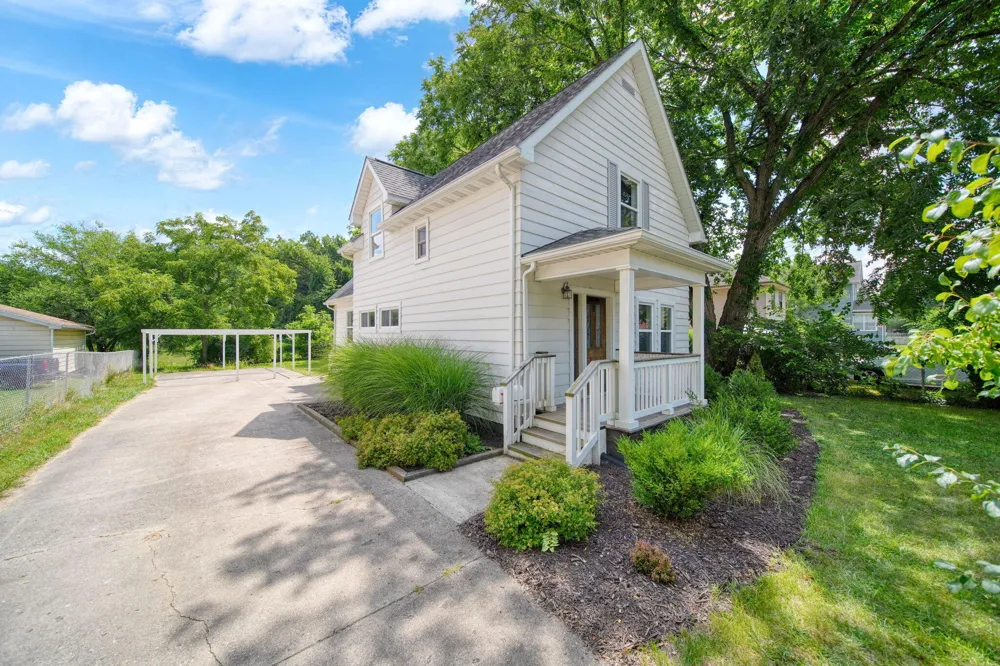 1407 Merriman Street Jackson City, MI 49203