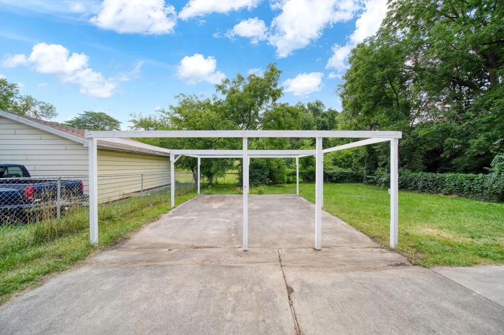 1407 Merriman Street Jackson City, MI 49203