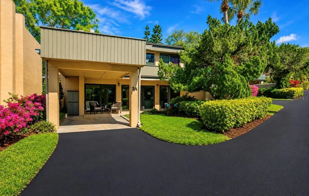 601 W OLD US HIGHWAY 441 #3A Mount Dora, FL 32757