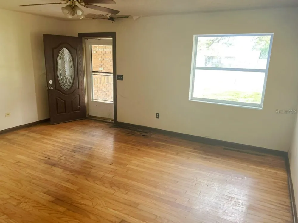 1749 HAVERHILL DRIVE Deltona, FL 32725