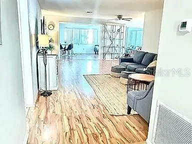 709 HICKORY LANE Bradenton, FL 34208