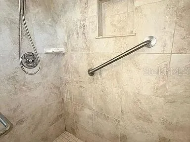 709 HICKORY LANE Bradenton, FL 34208