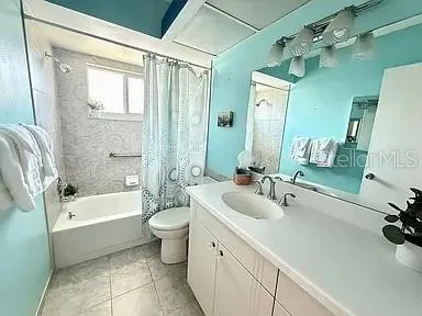 709 HICKORY LANE Bradenton, FL 34208