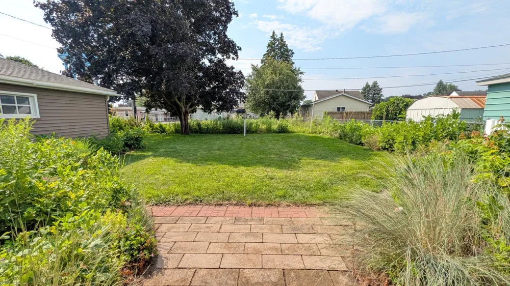 1507 4th Avenue NW Austin, MN 55912