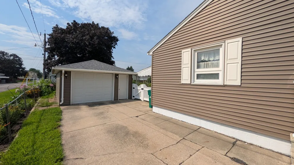 1507 4th Avenue NW Austin, MN 55912