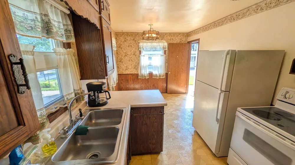 1507 4th Avenue NW Austin, MN 55912