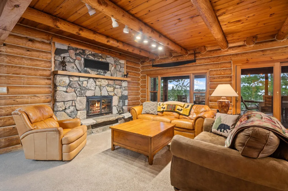 10001 Tomahawk Trail Kabetogama, MN 56669