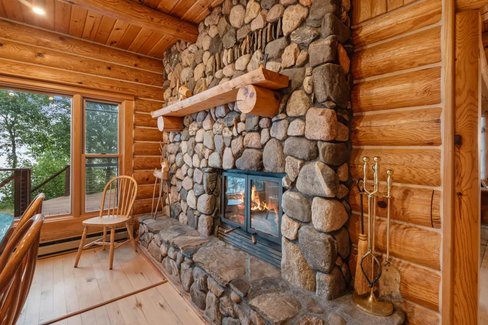 10001 Tomahawk Trail Kabetogama, MN 56669