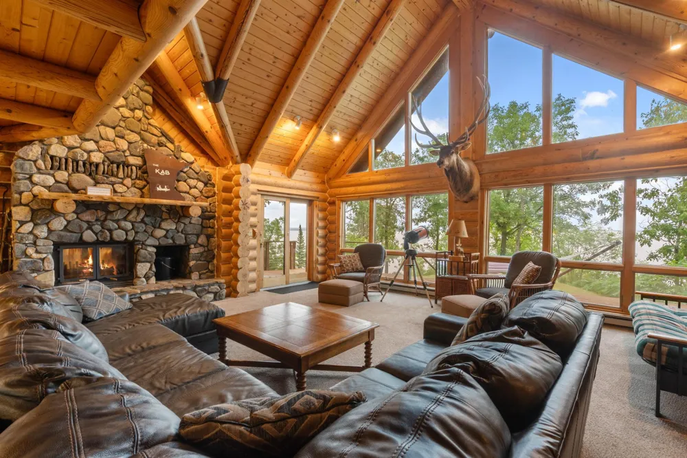 10001 Tomahawk Trail Kabetogama, MN 56669