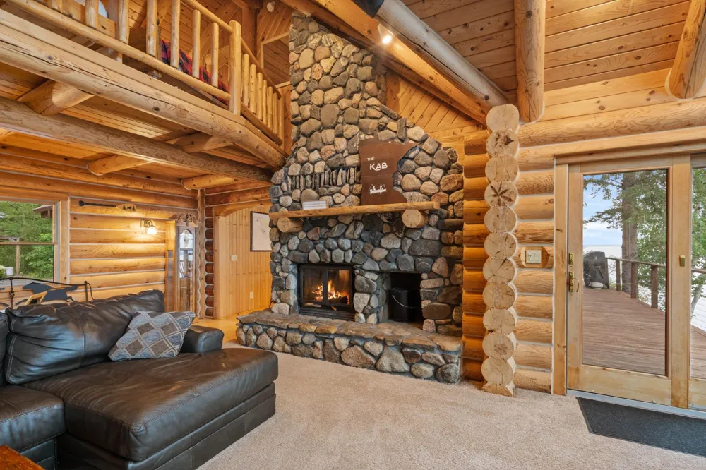 10001 Tomahawk Trail Kabetogama, MN 56669