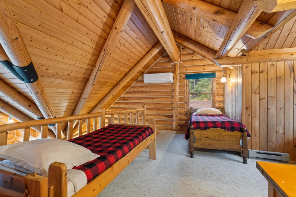 10001 Tomahawk Trail Kabetogama, MN 56669