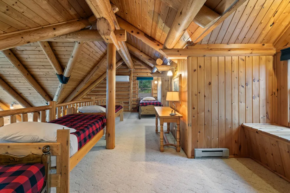 10001 Tomahawk Trail Kabetogama, MN 56669