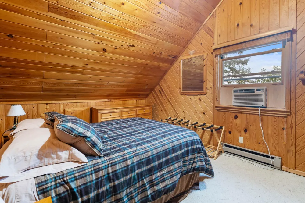 10001 Tomahawk Trail Kabetogama, MN 56669