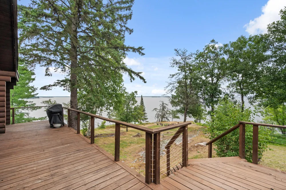 10001 Tomahawk Trail Kabetogama, MN 56669