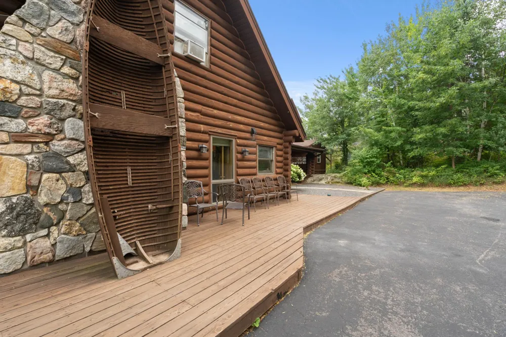 10001 Tomahawk Trail Kabetogama, MN 56669