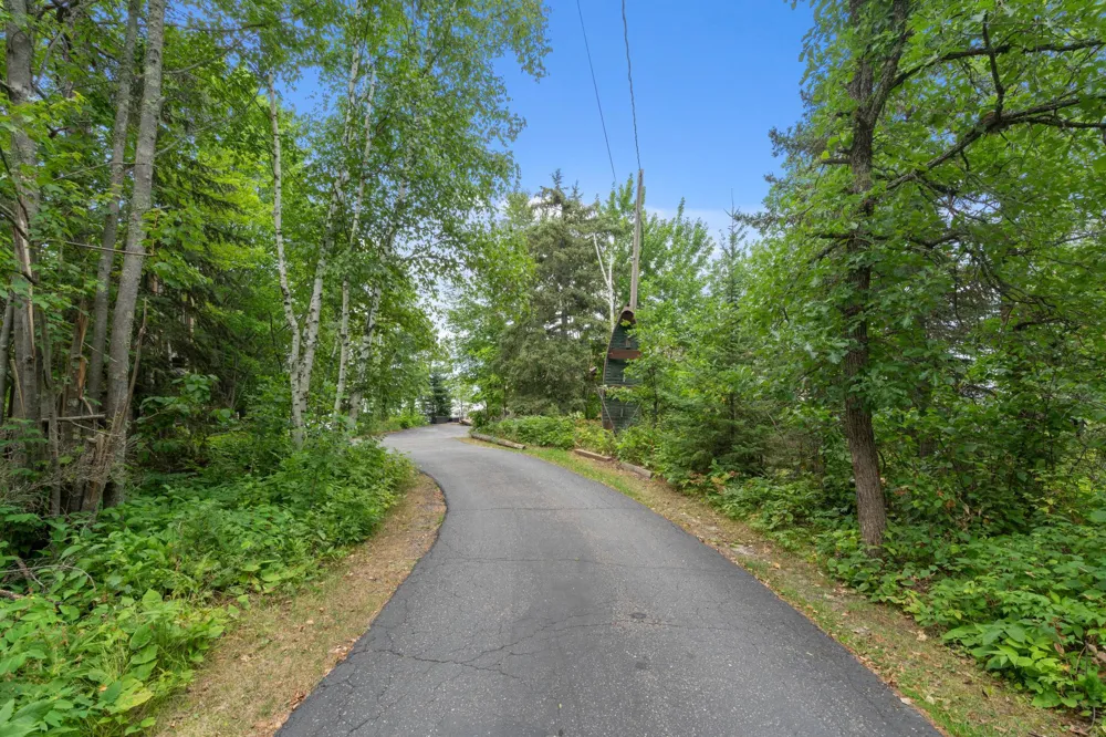 10001 Tomahawk Trail Kabetogama, MN 56669