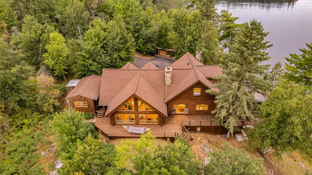 10001 Tomahawk Trail Kabetogama, MN 56669