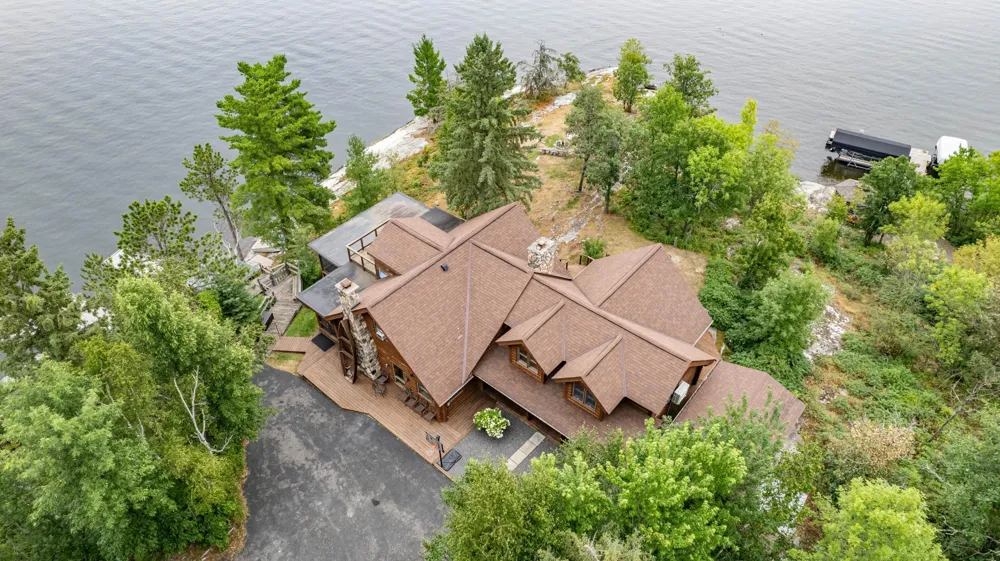 10001 Tomahawk Trail Kabetogama, MN 56669