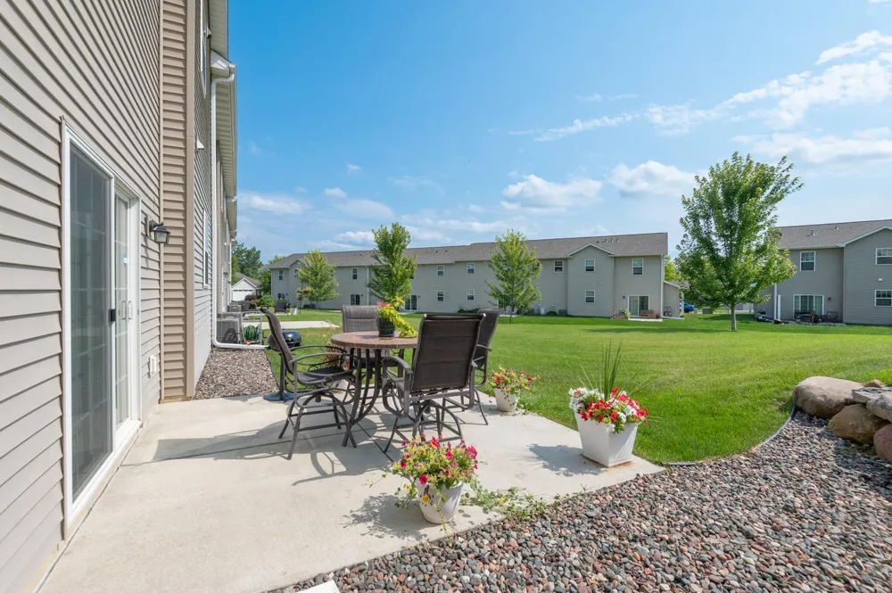 573 Ravencroft Road Waconia, MN 55387