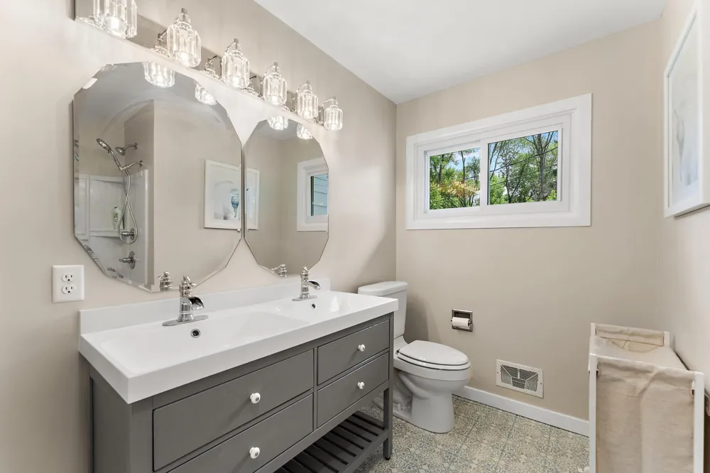 231 Birchwood Drive Stillwater, MN 55082