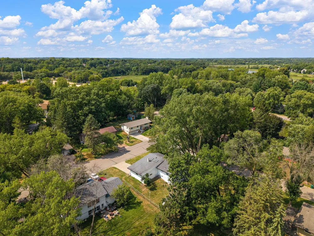 231 Birchwood Drive Stillwater, MN 55082