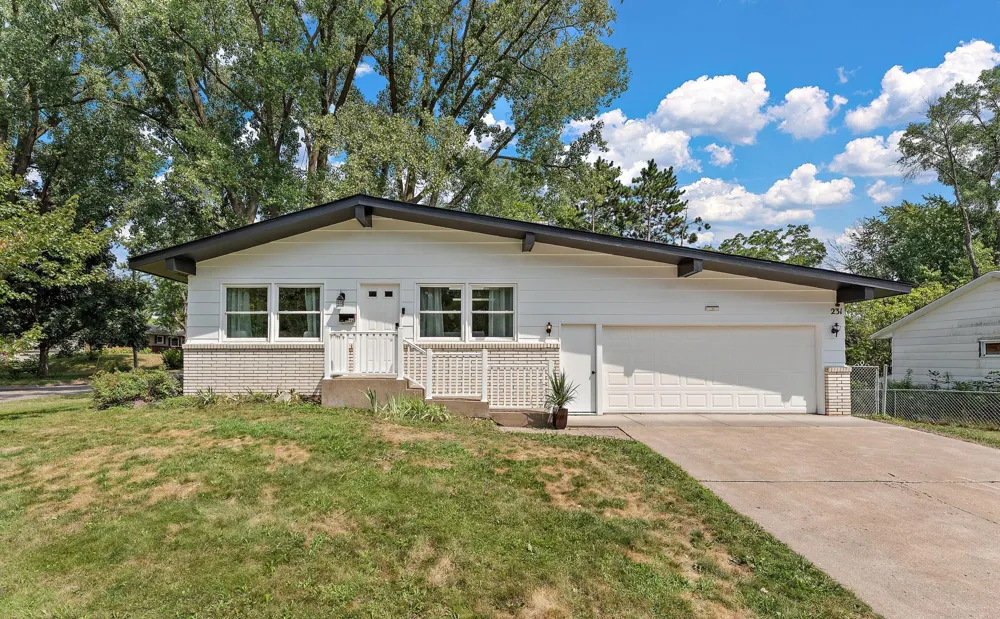 231 Birchwood Drive Stillwater, MN 55082
