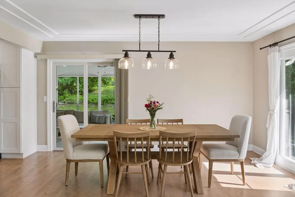 2312 Sheridan Hills Road Wayzata, MN 55391