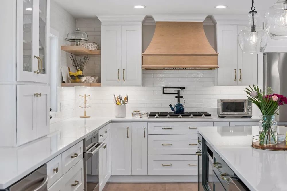 2312 Sheridan Hills Road Wayzata, MN 55391
