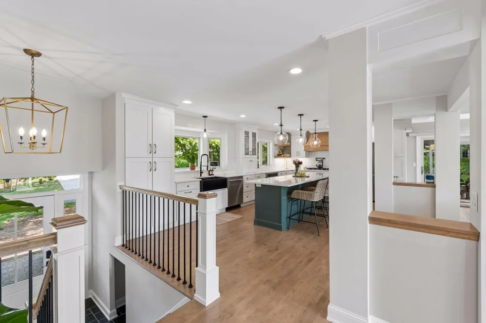 2312 Sheridan Hills Road Wayzata, MN 55391