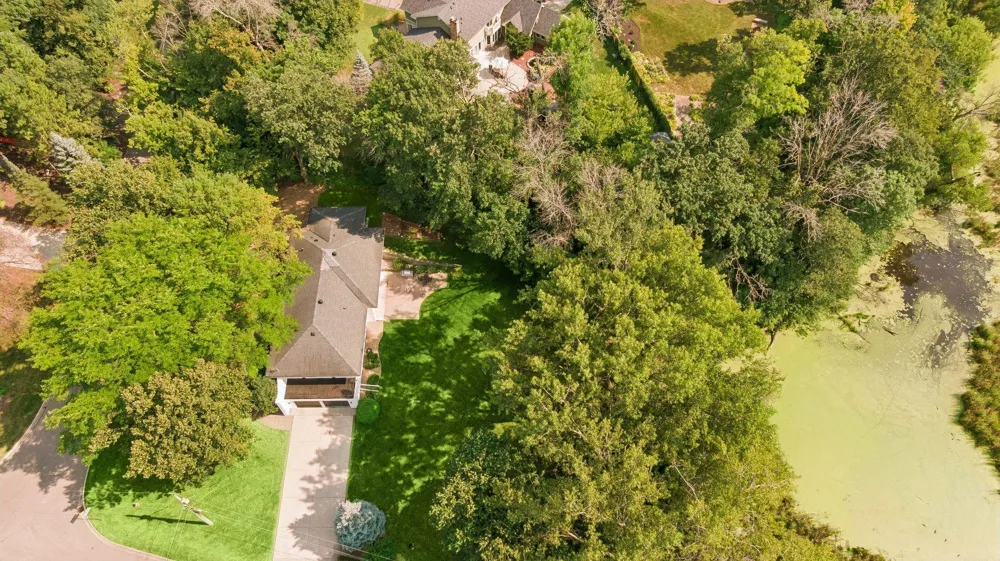 2312 Sheridan Hills Road Wayzata, MN 55391