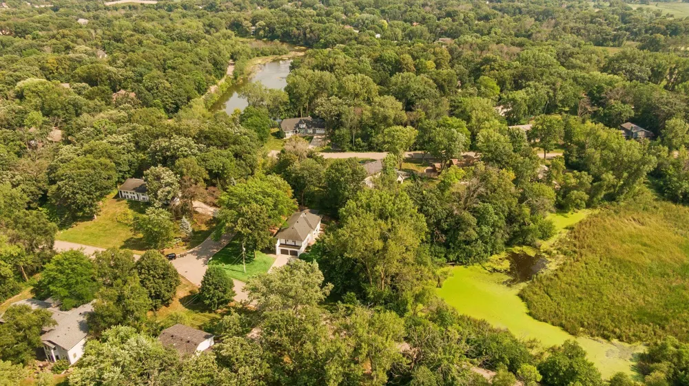 2312 Sheridan Hills Road Wayzata, MN 55391