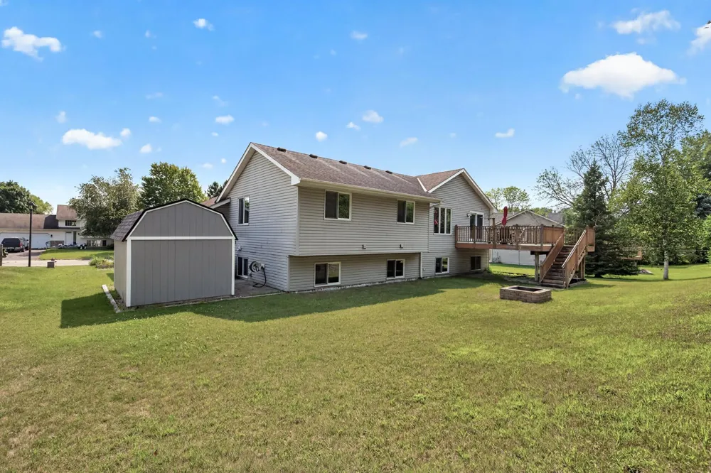 8510 Trista Lane E Saint Bonifacius, MN 55375