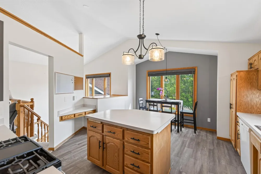 8510 Trista Lane E Saint Bonifacius, MN 55375