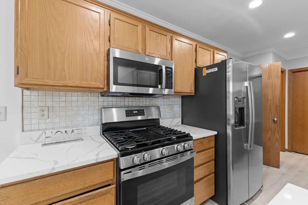 995 106th Lane NW #46 Coon Rapids, MN 55433