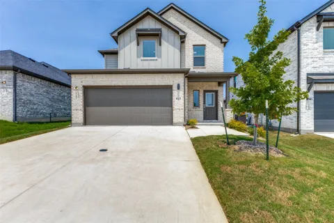512 Green Grass
