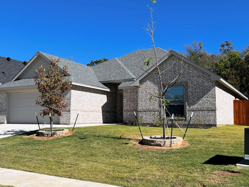 219 Clover Circle Weatherford, TX 76086