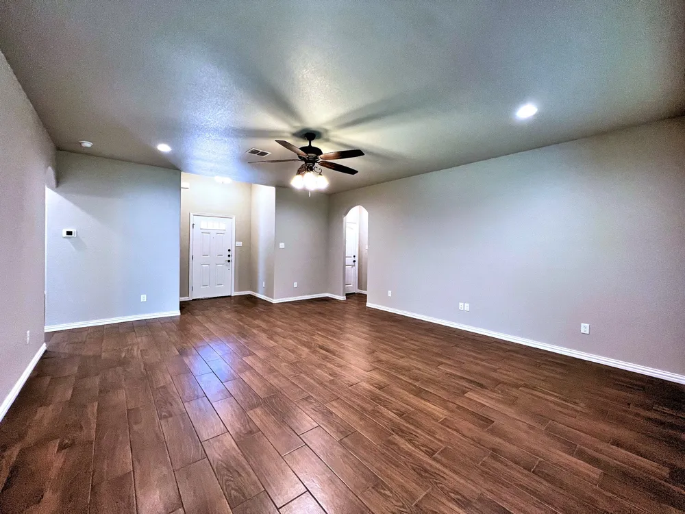 219 Clover Circle Weatherford, TX 76086